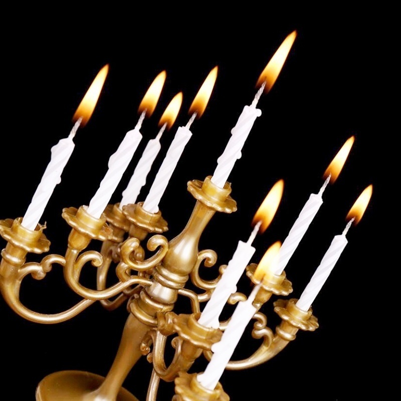 Holiday Candle Set - 2026 9-delige set kaarsen en kaarsenstandaard